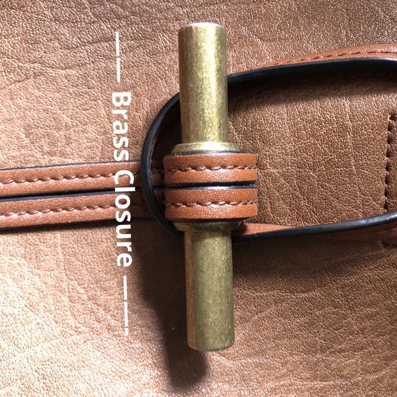 Simply Noelle- fringed bag. - Picture 6 of 9